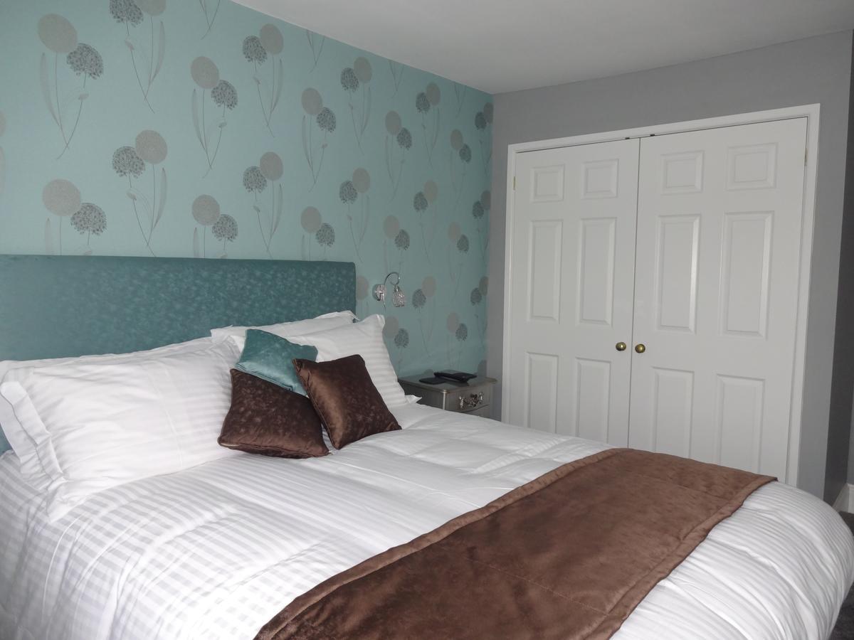 The Snooty Fox Warminster Hotel Esterno foto