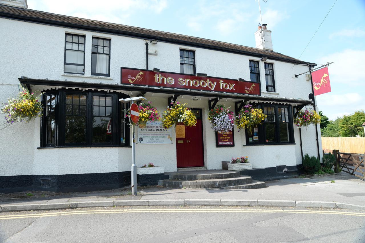 The Snooty Fox Warminster Hotel Esterno foto