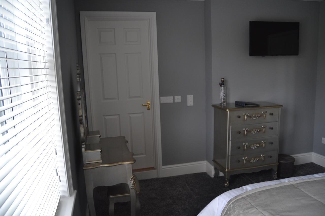 The Snooty Fox Warminster Hotel Esterno foto